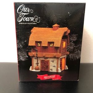 Our Town Thomas House Lighted Christmas Porcelain